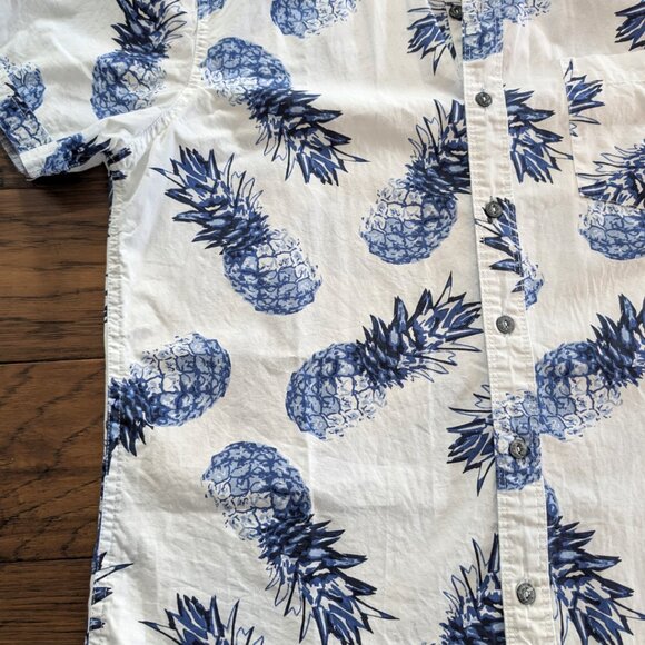 Pineapple short sleeve button down shirt blue size medium - Picture 13 of 15